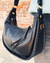 Load image into Gallery viewer, HOBO: MIA CRESCENT SMALL HOBO - BLACK
