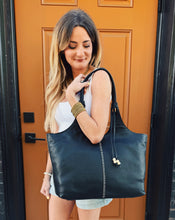 Load image into Gallery viewer, HOBO: LA JOLLA TOTE - BLACK
