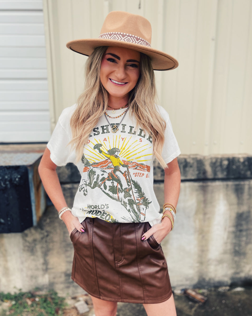 DAYDREAMER: TOUR TEE - NASHVILLE DAYS VINTAGE WHITE