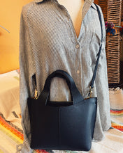 Load image into Gallery viewer, HOBO: VIDA SMALL TOTE - BLACK PEBBLED LEATHER
