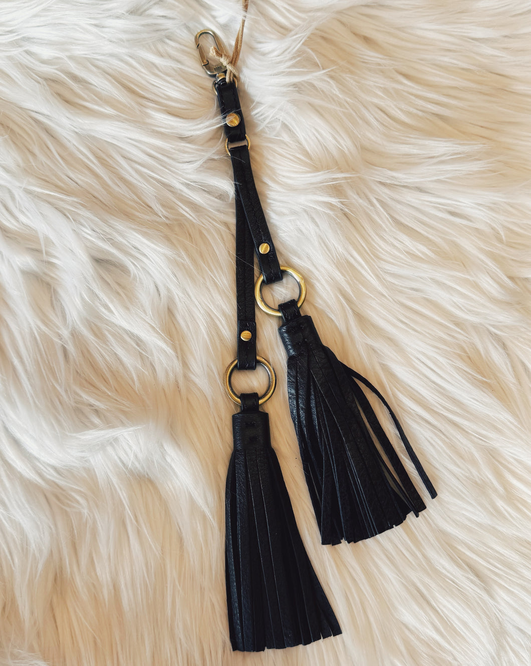 HOBO: RING TASSEL FOB - BLACK