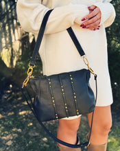 Load image into Gallery viewer, HOBO: KORI CROSSBODY - BLACK
