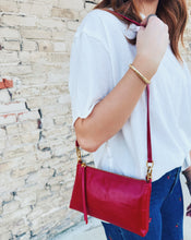 Load image into Gallery viewer, HOBO: DARCY CROSSBODY - VINTAGE RED
