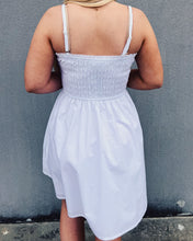 Load image into Gallery viewer, STEVE MADDEN: LOTTY DRESS - WHITE
