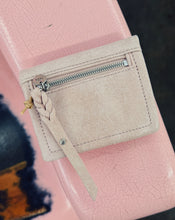 Load image into Gallery viewer, HOBO: LUMEN MINI WALLET - BLOSSOM
