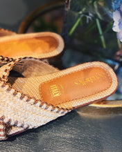 Load image into Gallery viewer, SEYCHELLES: POMELO SANDALS - NATURAL RAFFIA
