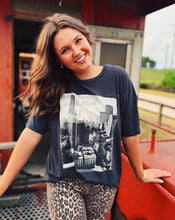 Load image into Gallery viewer, Z SUPPLY: BIG APPLE CITY TEE - BLACK SAND (XS)
