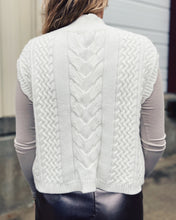 Load image into Gallery viewer, DELUC: ELM KNITTED VEST - ECRU
