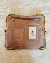 Load image into Gallery viewer, HOBO: LAUREN WALLET - HAZEL
