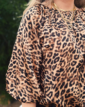 Load image into Gallery viewer, LEOPARD LADY PRINTED TOP - BROWN

