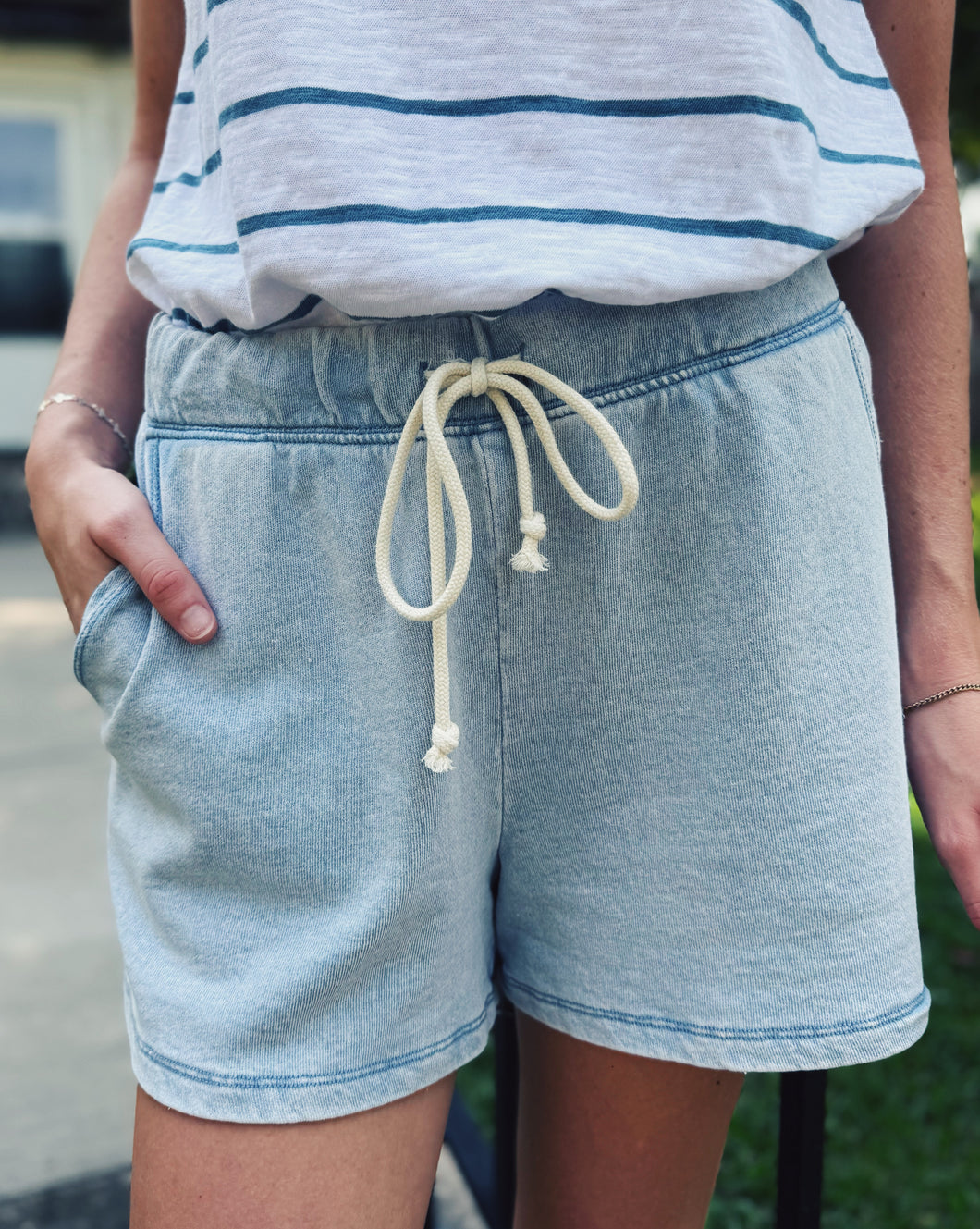 Z SUPPLY: HUNTER KNIT DENIM SHORT