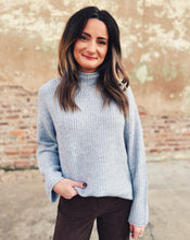 Load image into Gallery viewer, Z SUPPLY: WARM WISHES TURTLENECK SWEATER - SILVERLAKE
