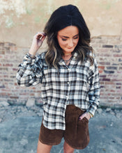 Load image into Gallery viewer, Z SUPPLY: RIVER PLAID BUTTON UP - COCOA BEAN
